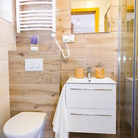 Blekit Przy Jastrzebiej アパート *