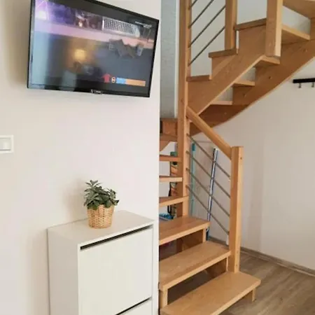 Blekit Przy Jastrzebiej * Mieroszyno