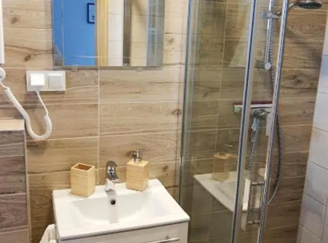 Blekit Przy Jastrzebiej * Mieroszyno