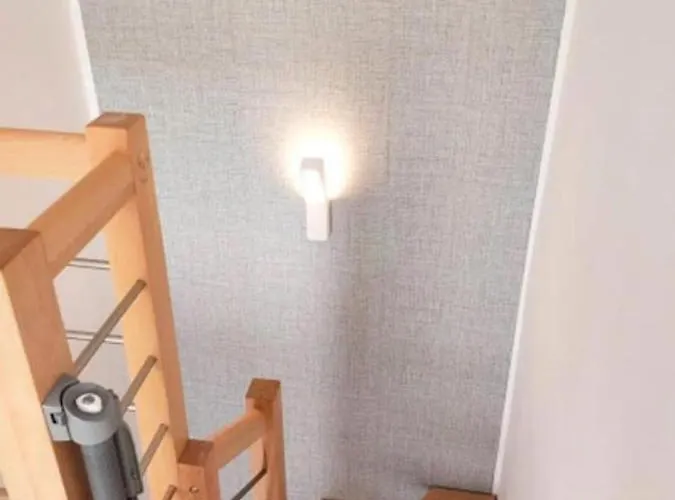 Blekit Przy Jastrzebiej * Mieroszyno