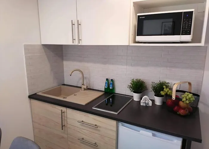 Blekit Przy Jastrzebiej Mieroszyno